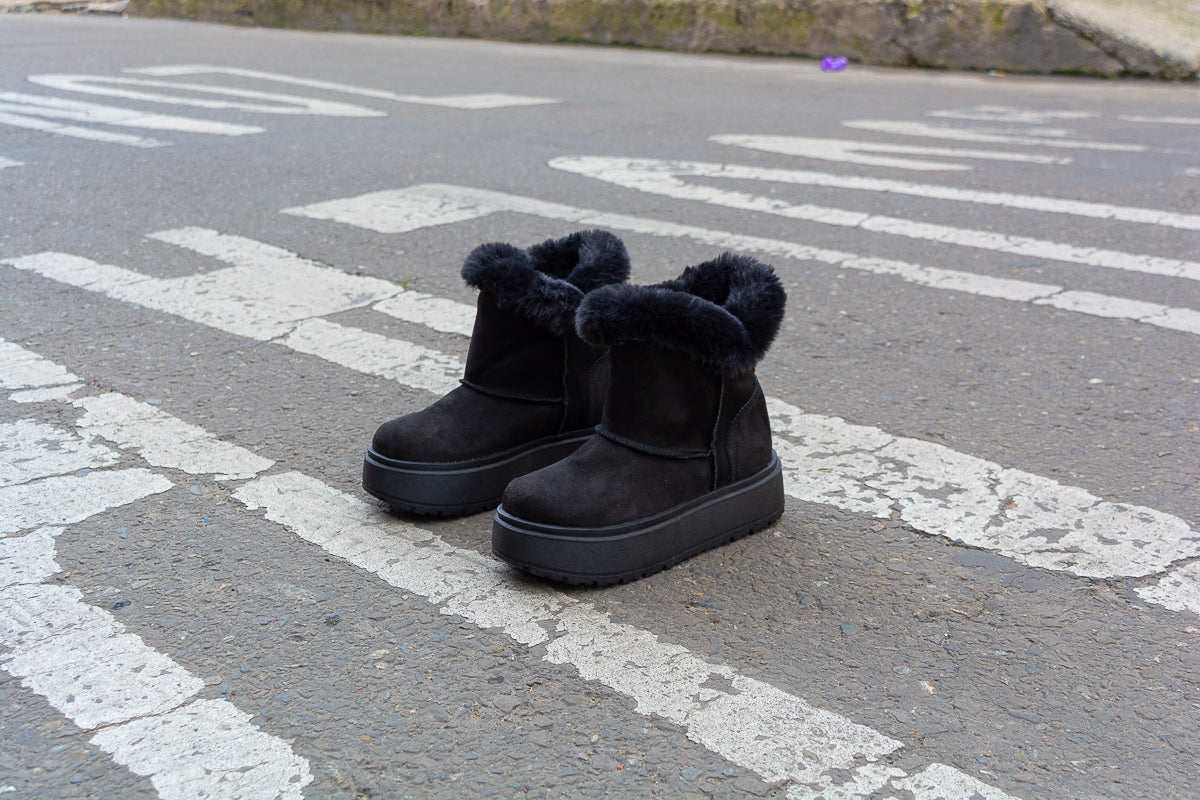 Bota Babucha Negra